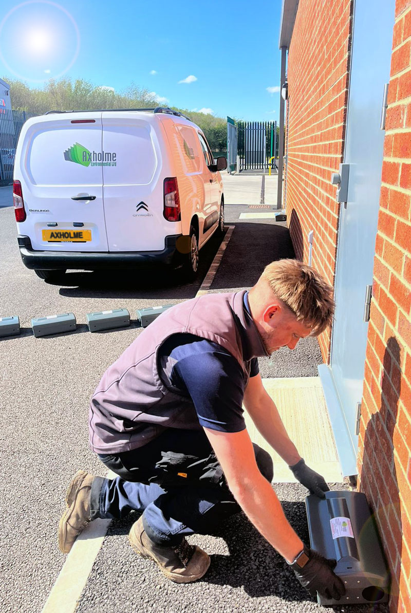 axholme-commercial-services-image Commercial Pest Control
